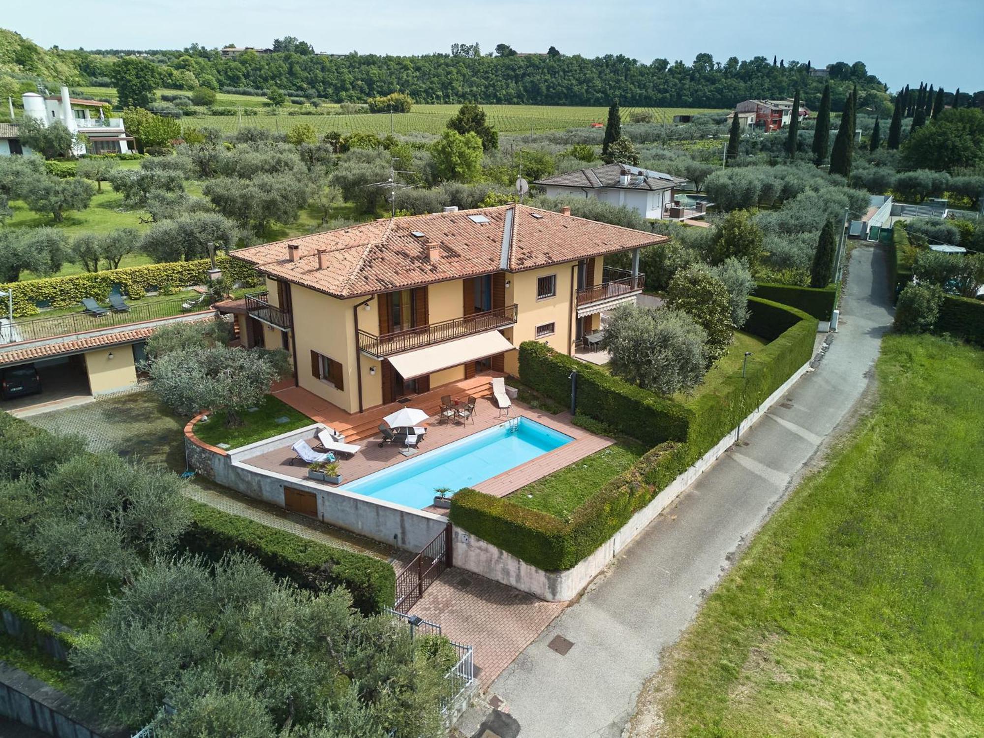 Villa Celebrity - Regarda Travel Lazise Eksteriør bilde